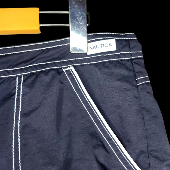 NAUTICA Black Board Shorts- Large - Picture 3 of 4
